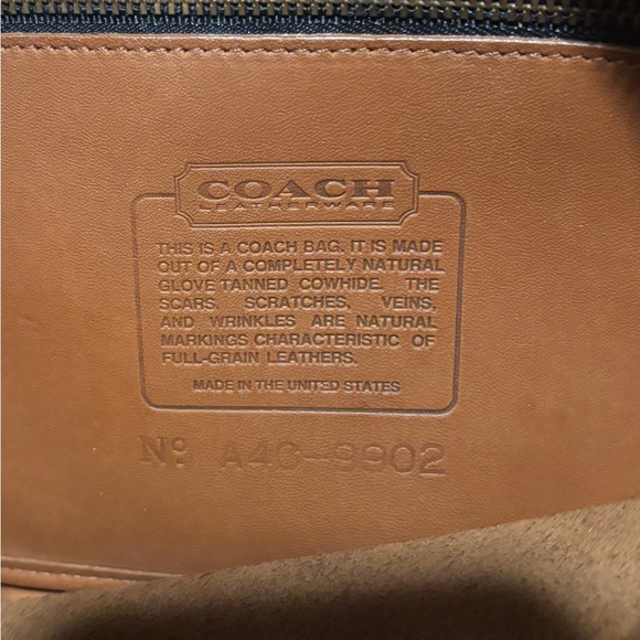 Vintage Coach Sutton crossbody bag
9814 - Picture 5 of 5